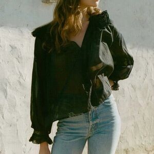 Doen Joliette black collared lace trim blouse